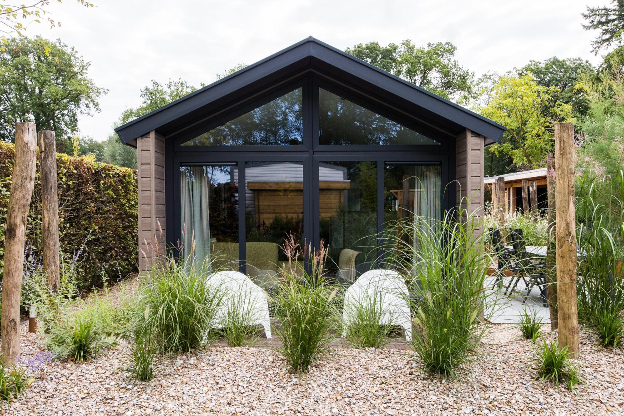 Modern Ingericht Chalet Op Groen Park Op De Veluwe 伊皮 外观 照片