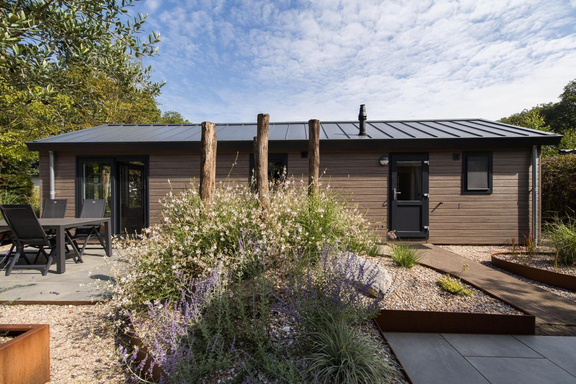 Modern Ingericht Chalet Op Groen Park Op De Veluwe 伊皮 外观 照片